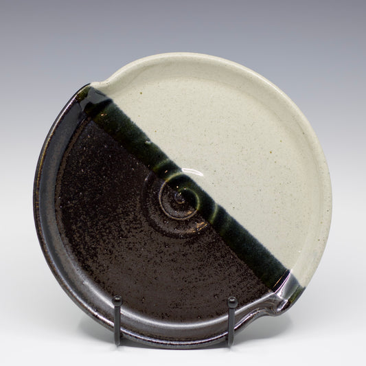 B&W Stoneware Plate 6"